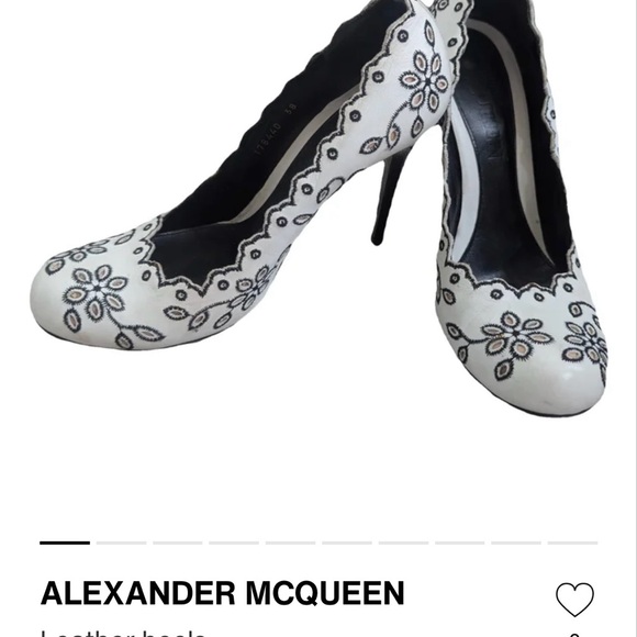 Alexander McQueen White and Black Heels - Picture 1 of 9